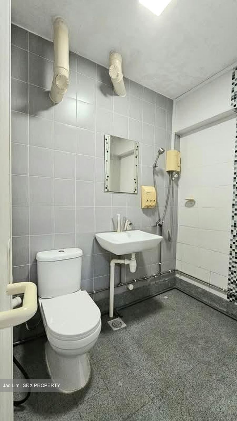 Blk 138 Tampines Street 11 (Tampines), HDB Executive #557789511